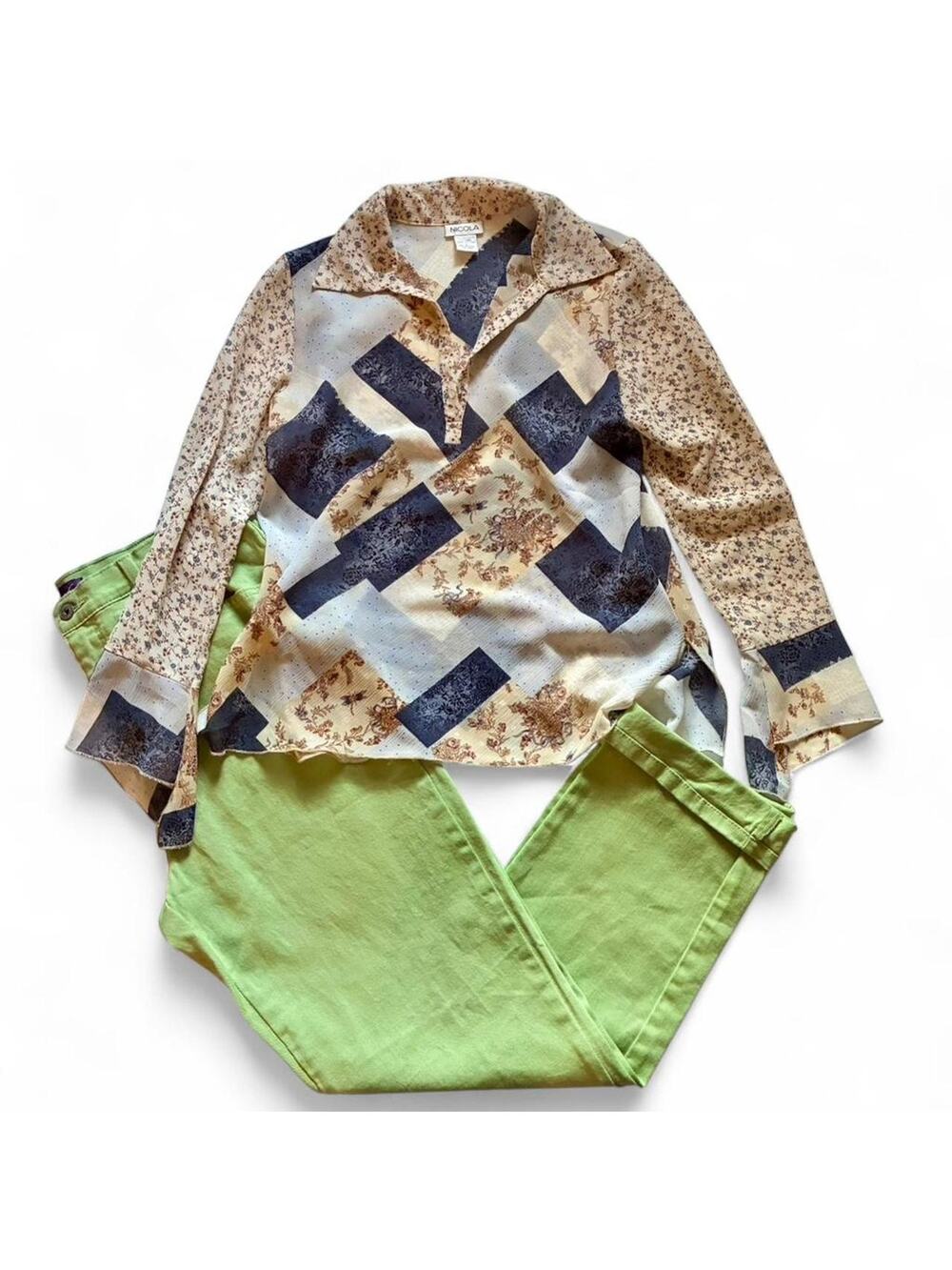 Vintage 90s cottagecore whimsy patchwork long belled sleeve blouse